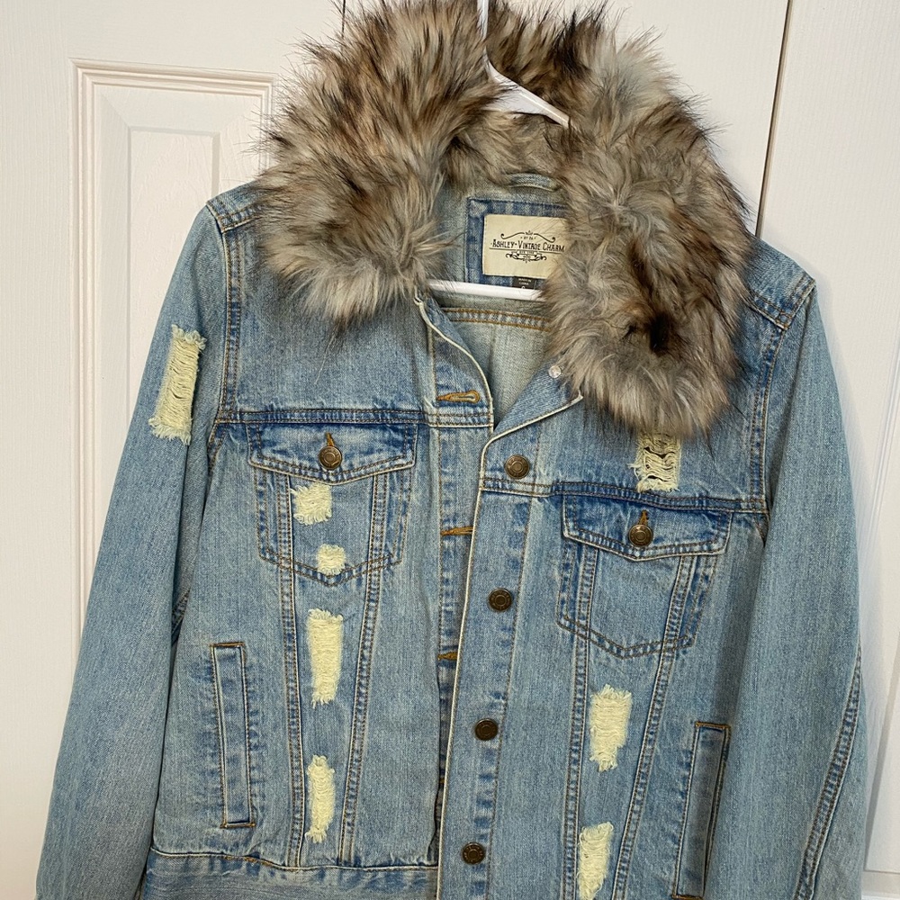 Jean jacket faux fur